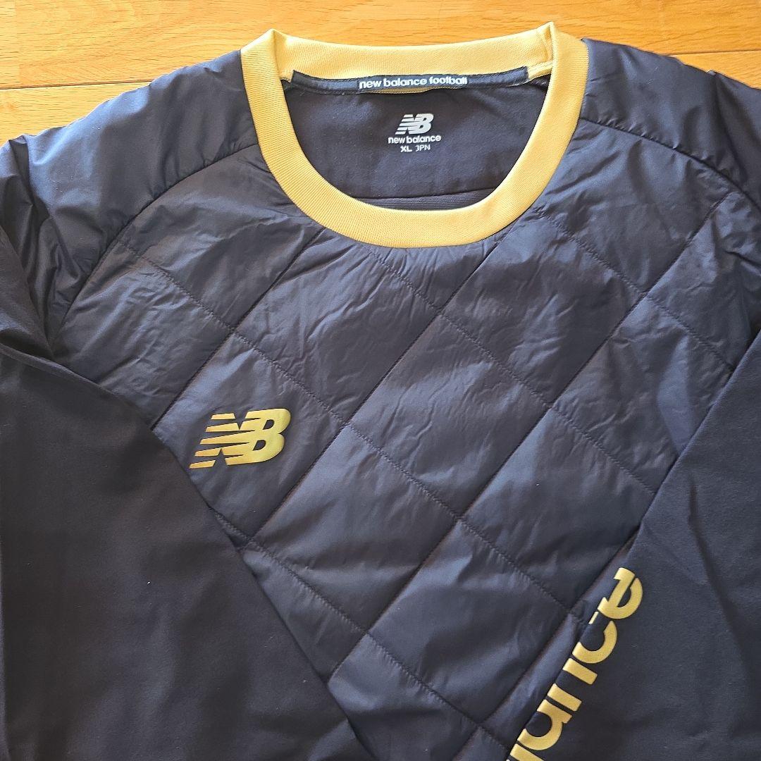 ニューバランス　中綿ジャージ　セットアップ