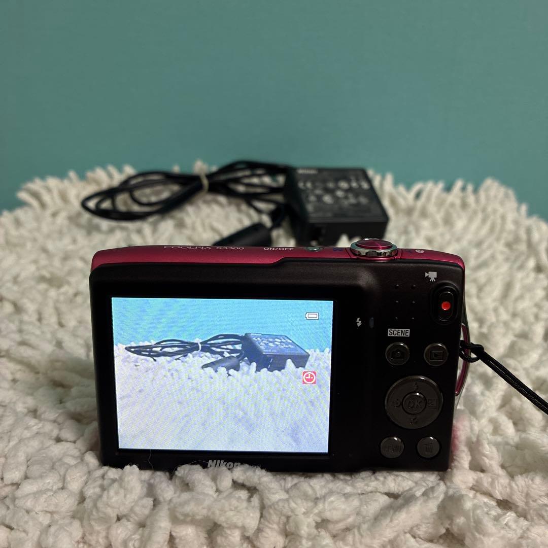 Nikon COOLPIX S3300 ピンク 動作確認済 純正バッテリ　充電器