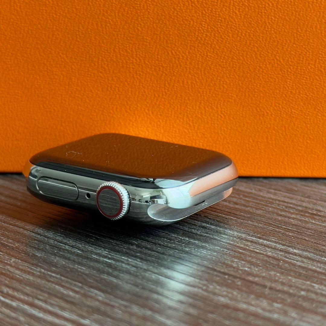 2689 極美品　Apple Watch エルメス　シリーズ4 シルバーモデル