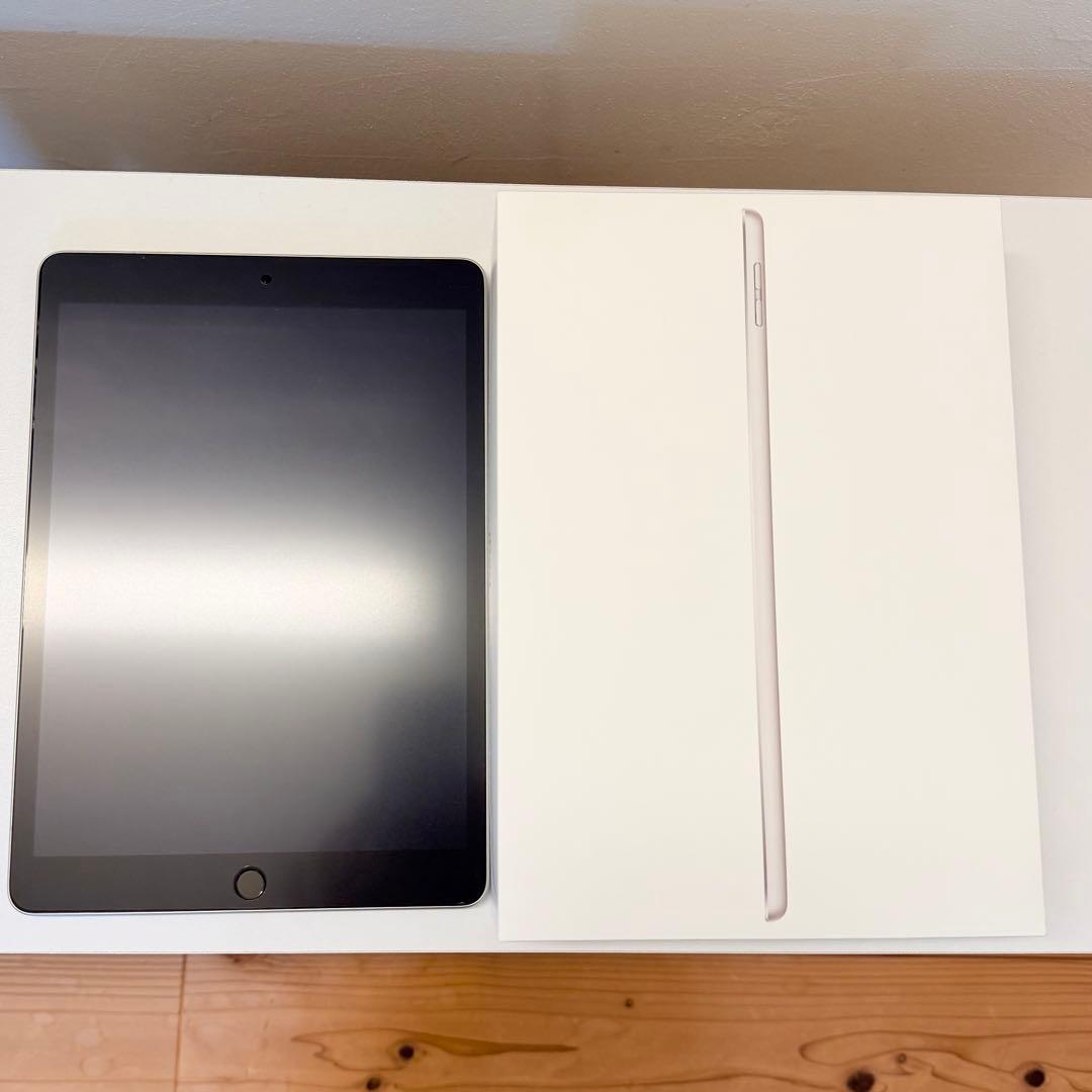 美品＊付属品未使用＊iPad Wi-Fi 64GB - シルバー　第9世代