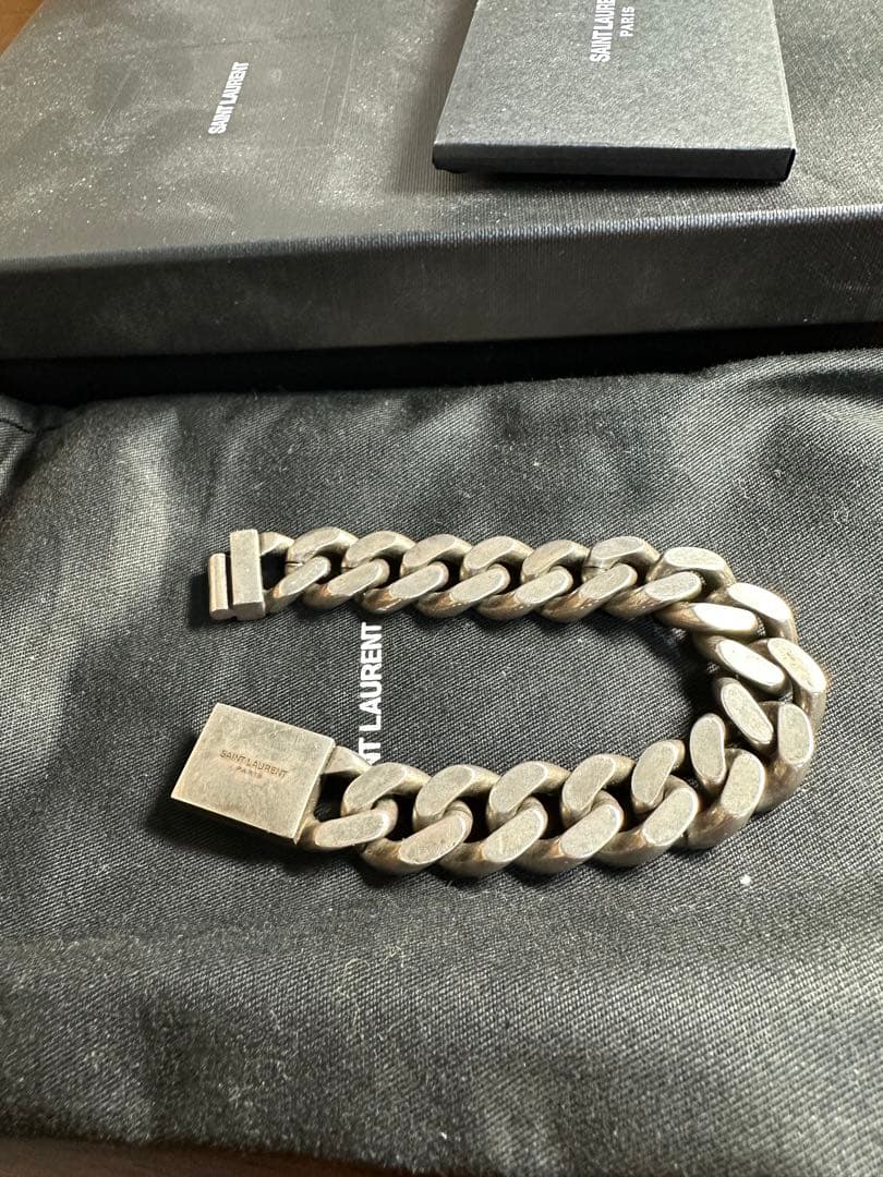 Yves Saint Laurent シルバー チェーンブレスレット