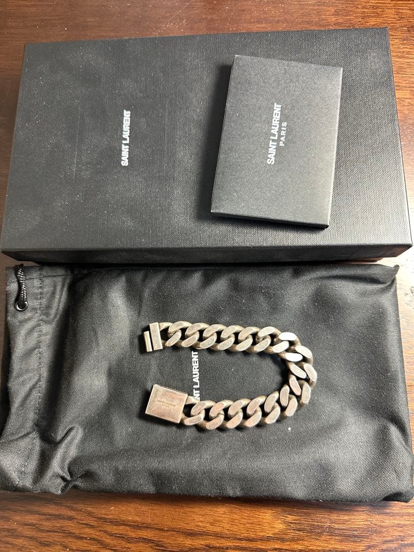 Yves Saint Laurent シルバー チェーンブレスレット