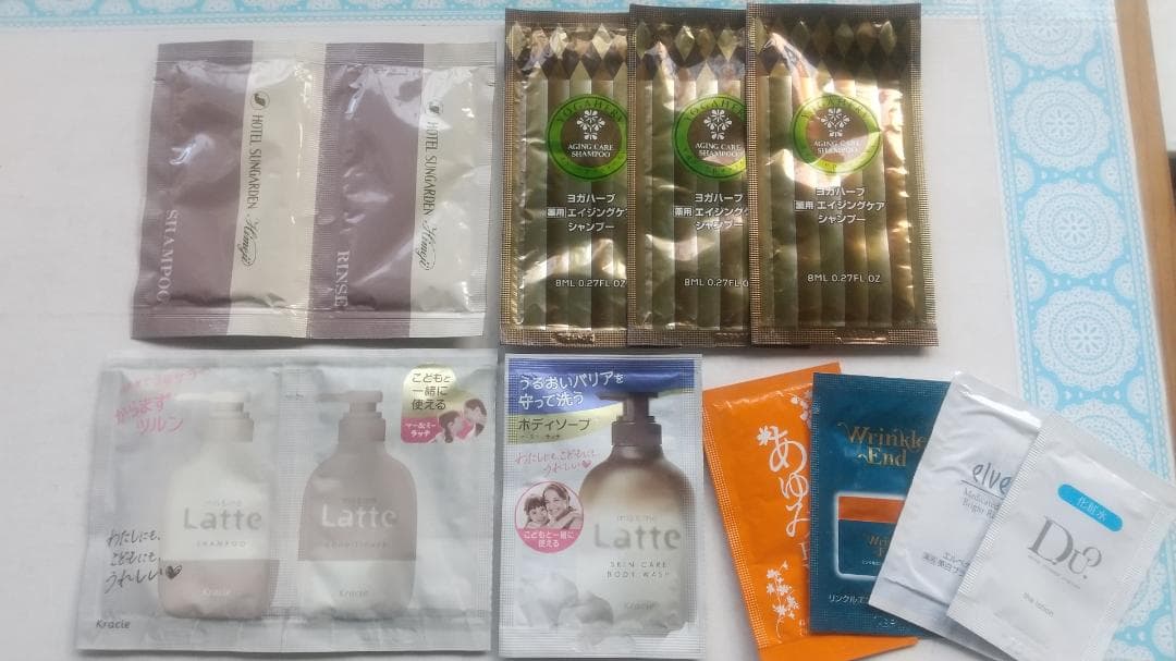 サクラエ sakuraeダブルアクションセラム　本体とサンプル【新品未開封】