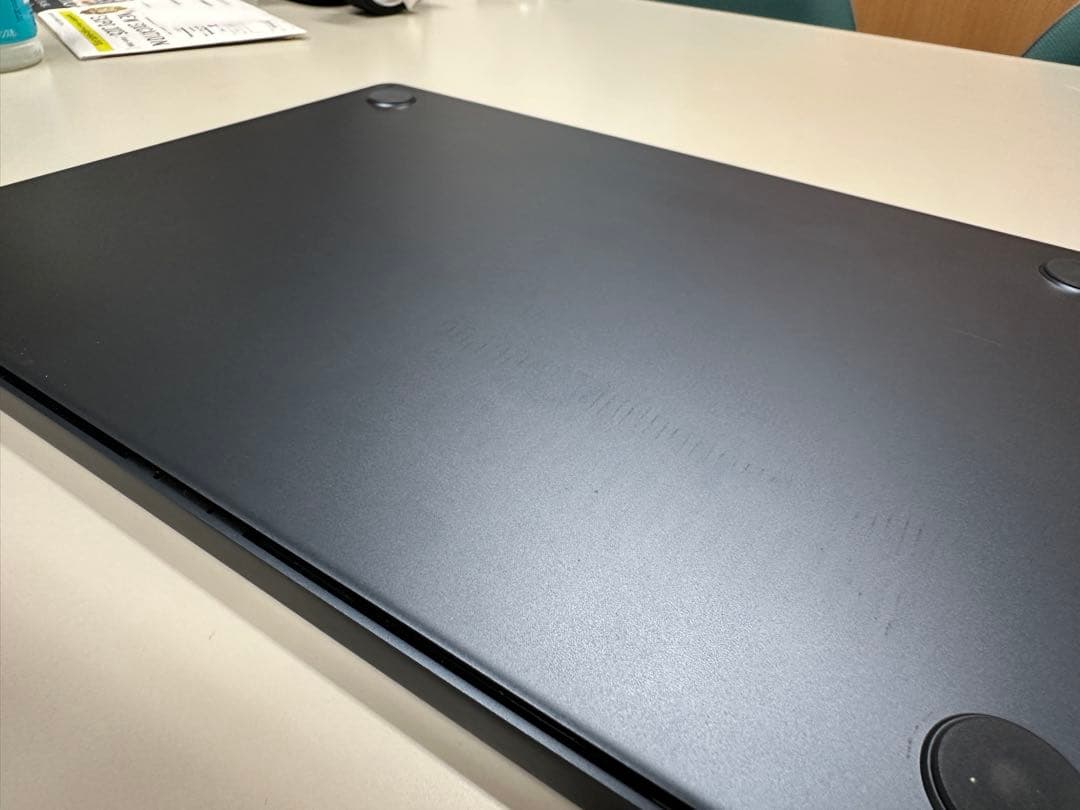 スペースグレー MacBook本体 日本語キーボード