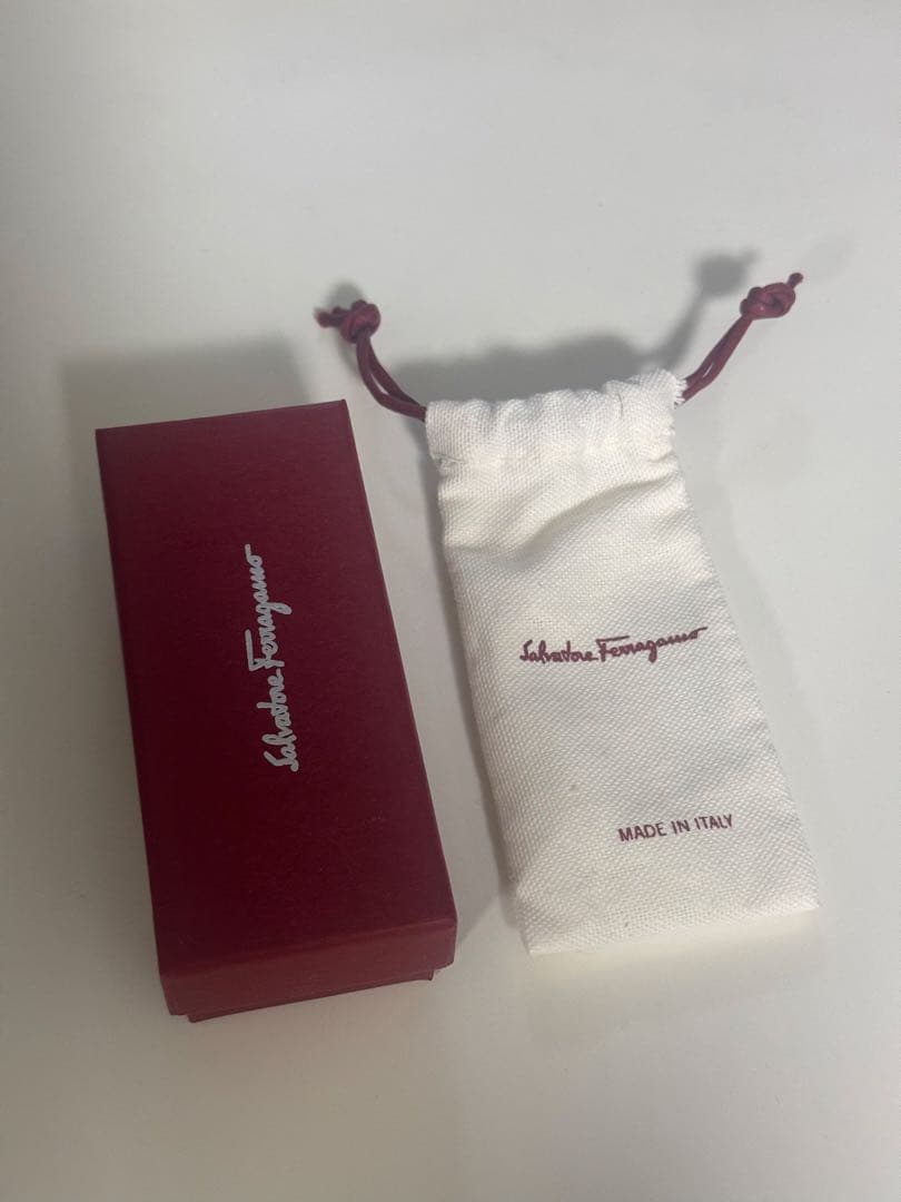 FERRAGAMO フェラガモ　バレッタ