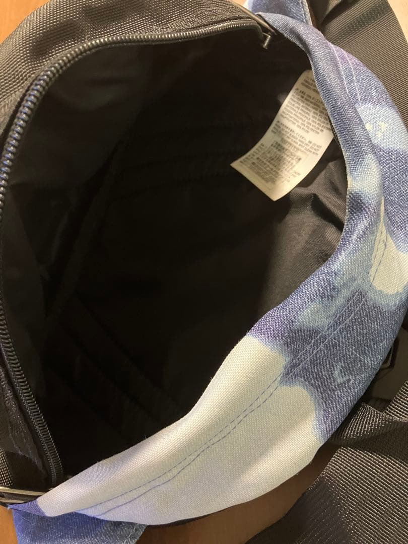 THE NORTH FACE × Supreme ボディバッグ