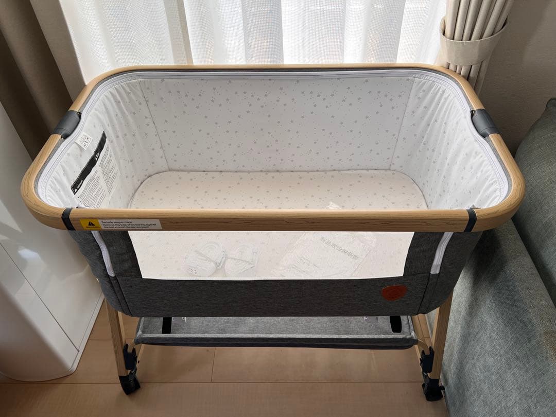 ベビーベッド　HZDMJ 蚊帳と固定ベルトは未使用　高さ調節可　折り畳み