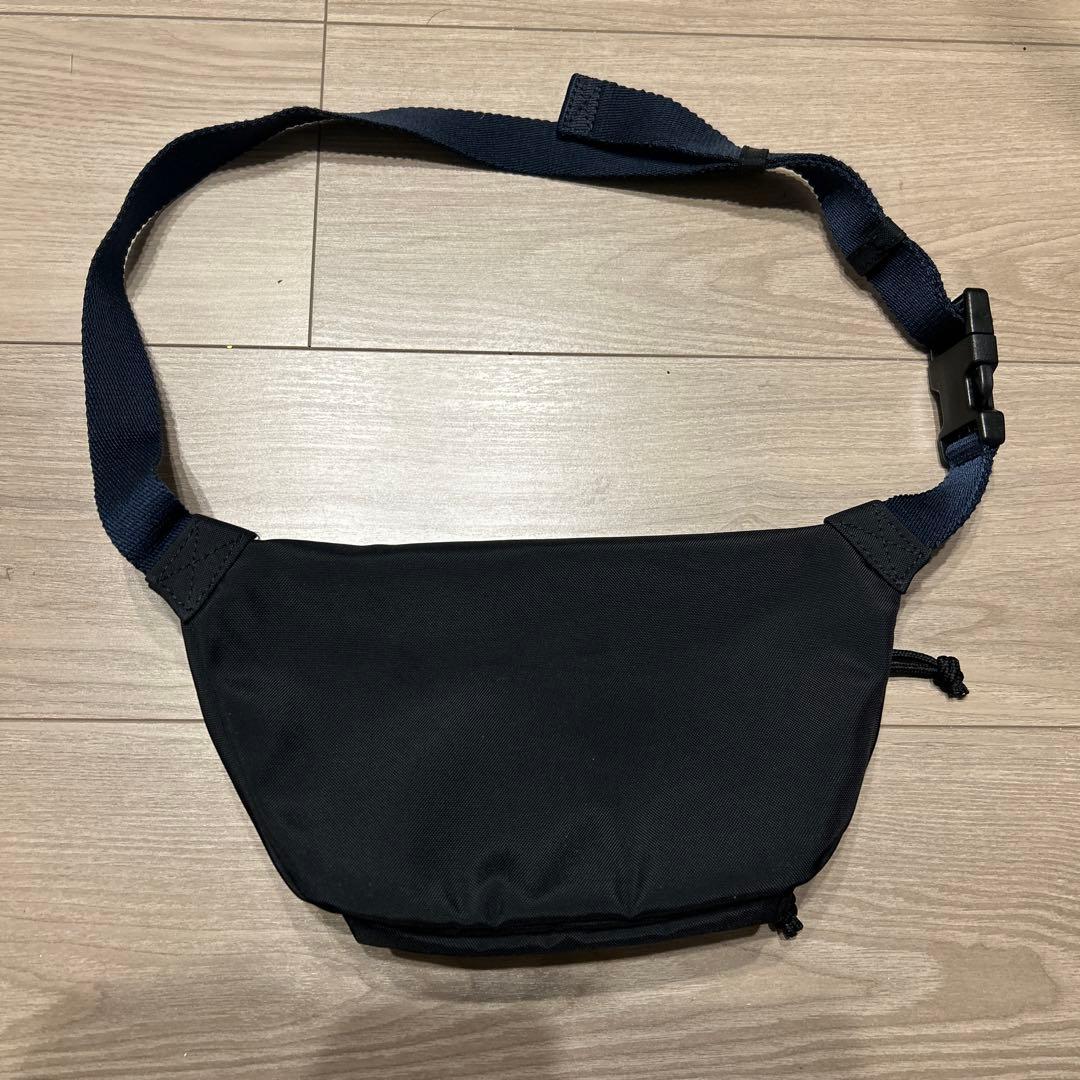 バレンシアガ　ウエストポーチ