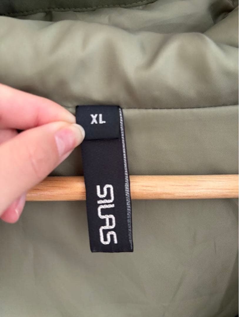 サイラス　ダウンジャケット