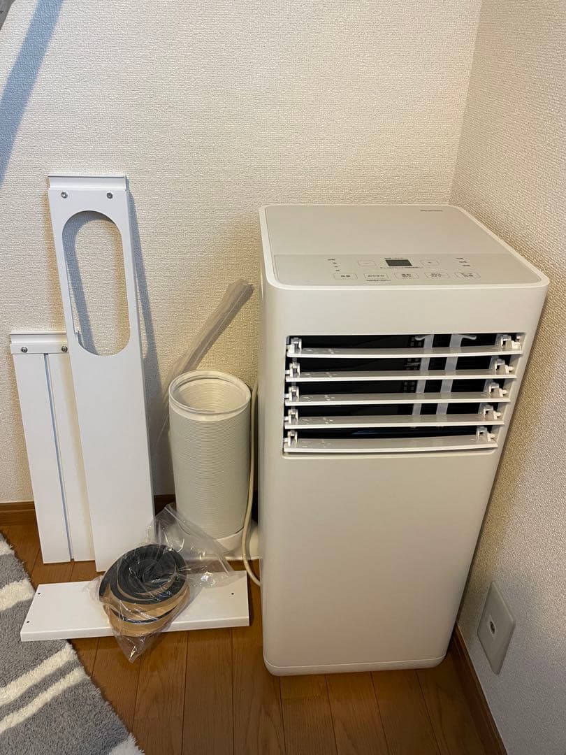 アイリスオーヤマ　ポータブルクーラー　IPP-2224S 2024年製 8月購入