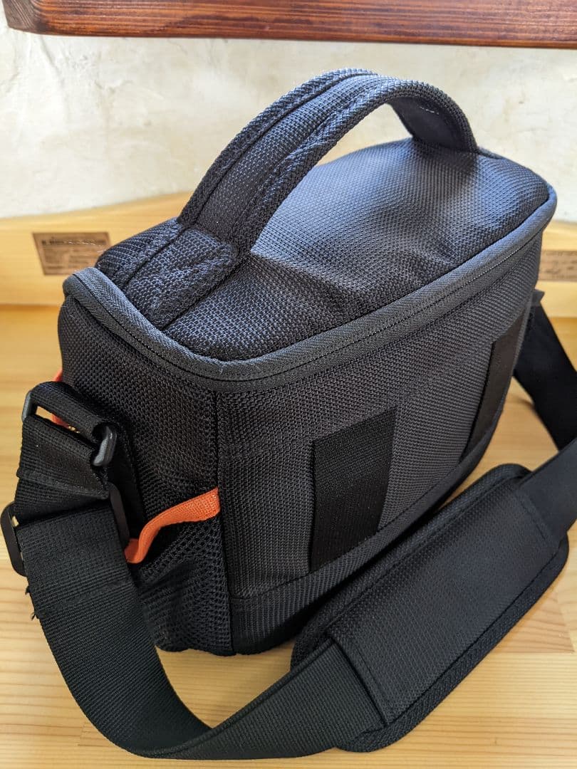 ニコンデジカメ交換レンズ２個セット(標準＋望遠レンズ)