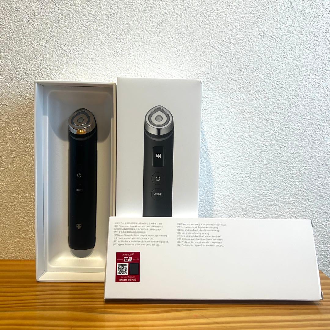 【美品】AGE-R ブースタープロ 美顔器 メディキューブ medicube