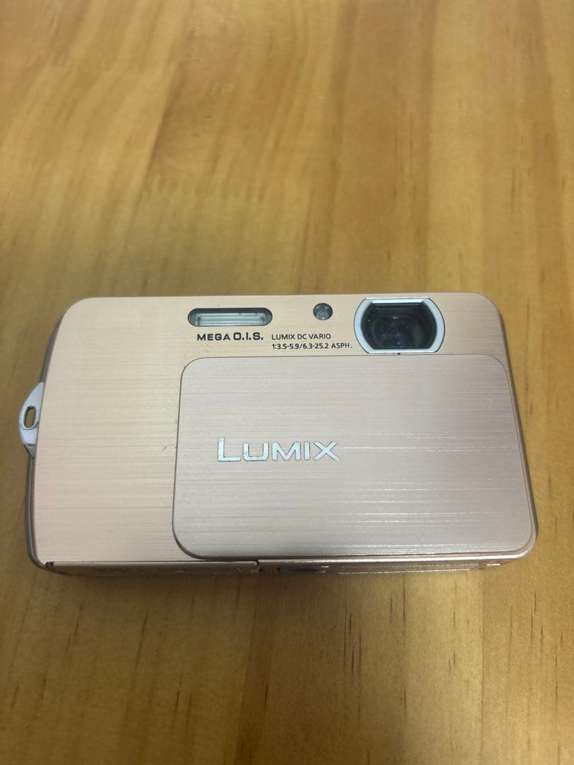 【美品】Panasonic LUMIX DMC-FP7 ゴールド動作品