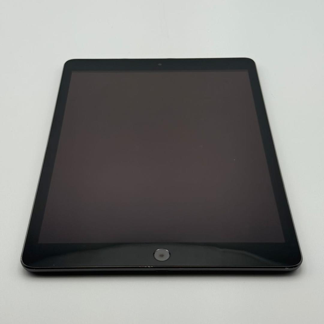 iPad 第9世代　Cellularモデル　64GB MK473J/A 本体