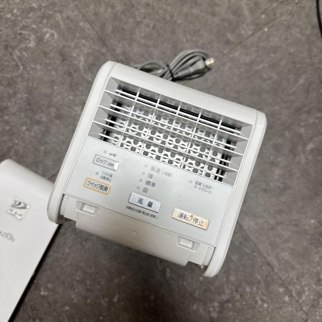 PLAZION プラズィオン 小型脱臭機 DAS-15K-W 2020年製