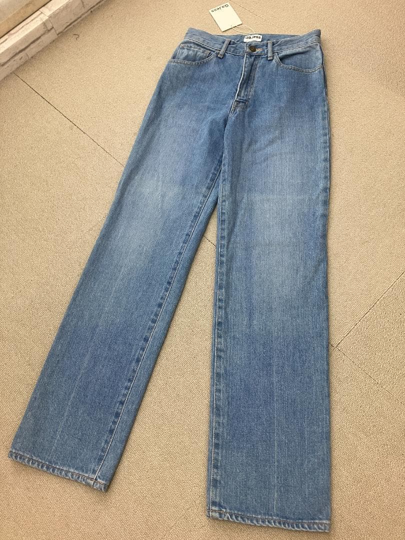 （K11172）新品　Gajess Her Jeans ストレートデニム　23