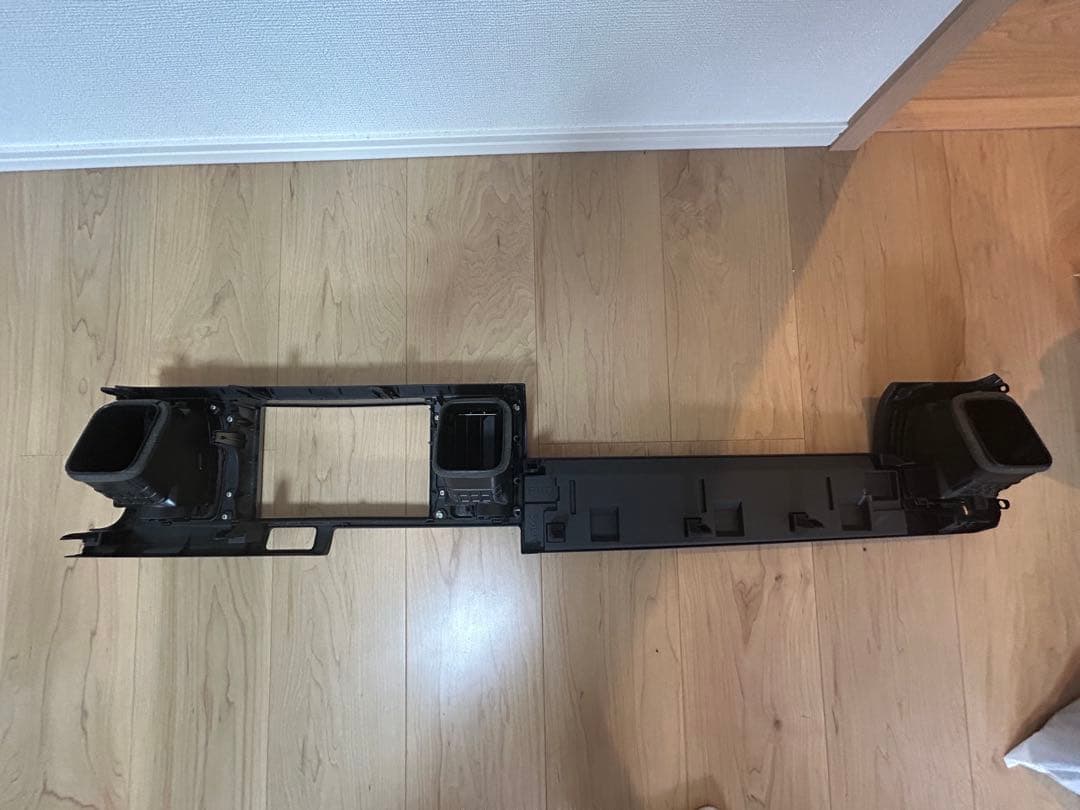 6月21日までけ限定値下げ　ハイエース　ダッシュボードパネル ブラック