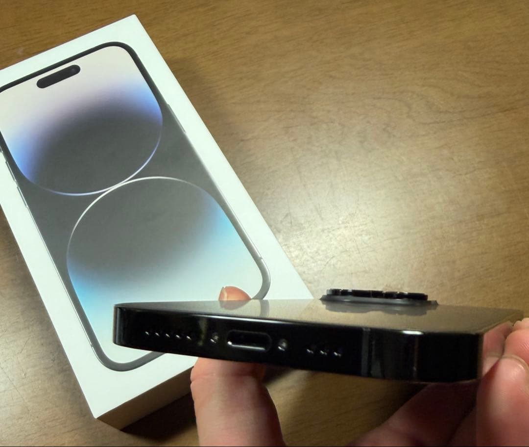 iPhone 14pro256GB スペースブラック 美品 充電容量100%