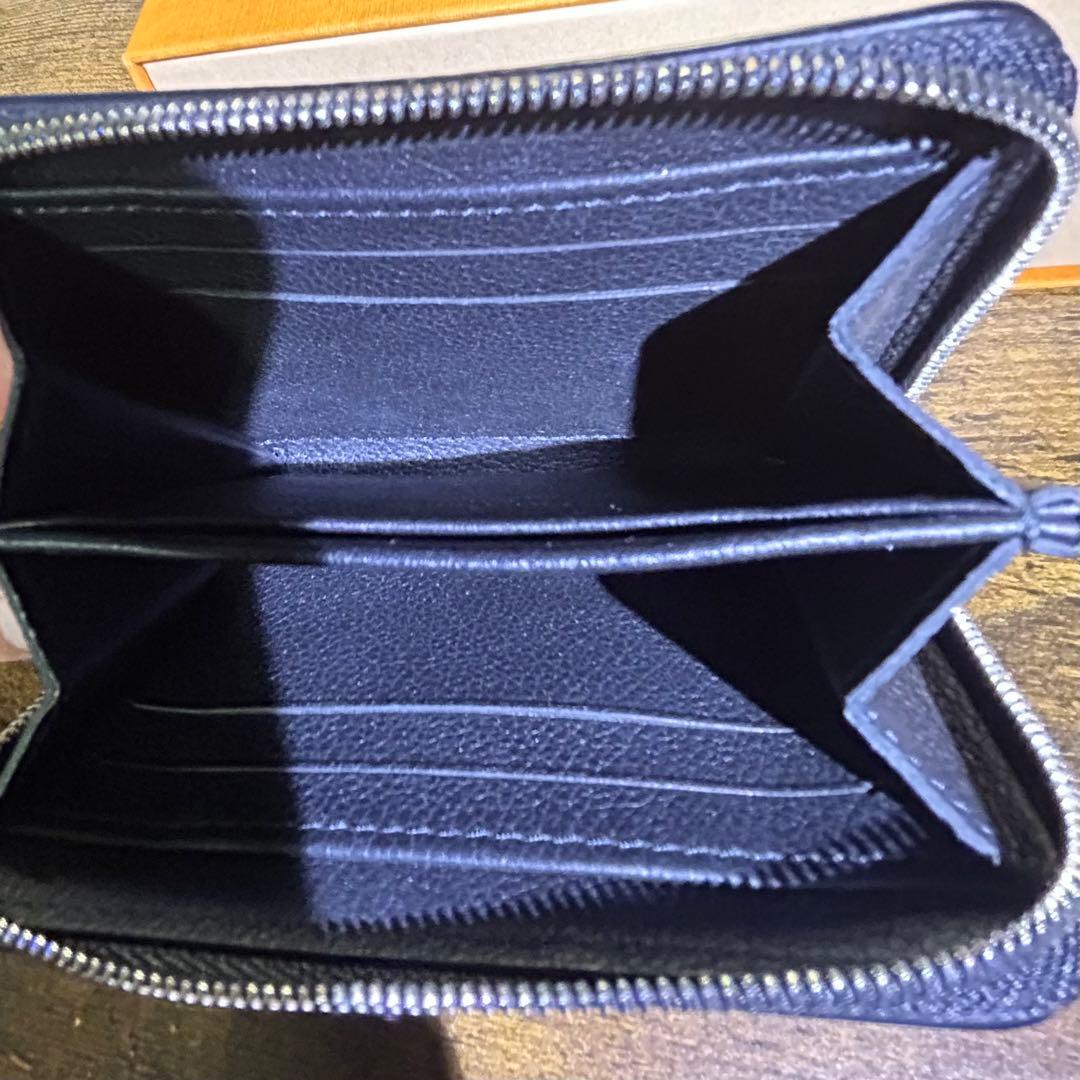 ルイヴィトン　美品　ロックミー　ジッピーパース LOUIS VUITTON