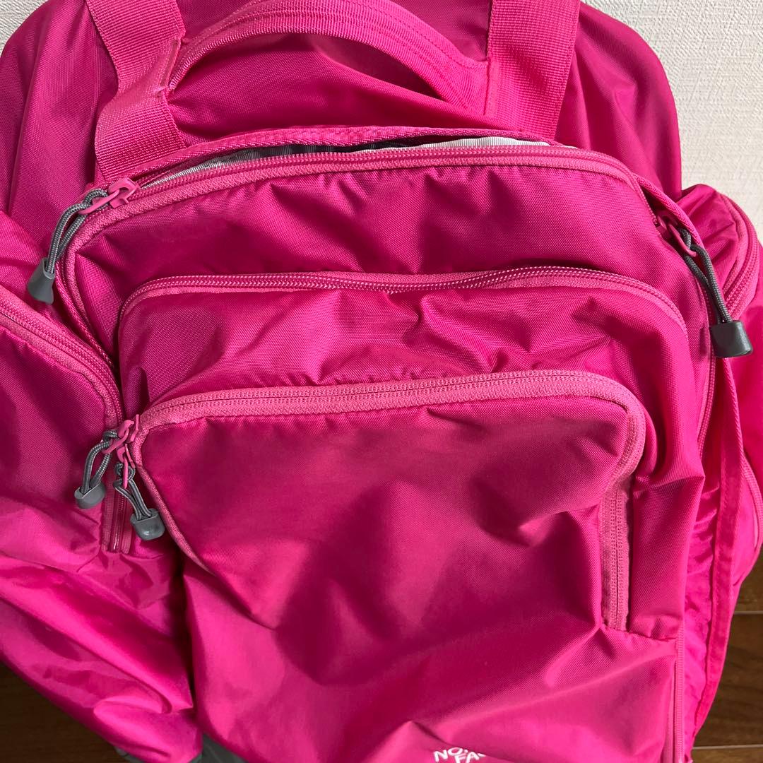 THE NORTH FACE ピンクリュック