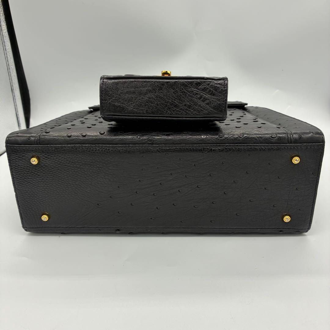 美品】オーストリッチ　ハンドバッグ　フォーマルバッグ　ブラック　ゴールド金具