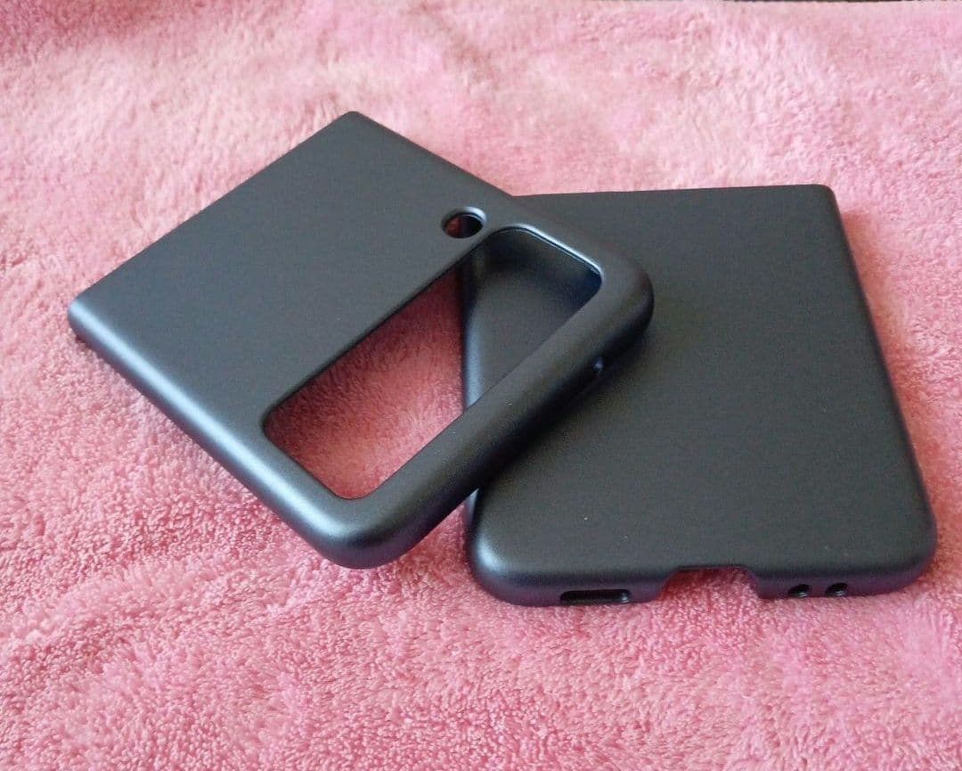 Samsung Galaxy Z Flip3ブラック 折りたたみ式