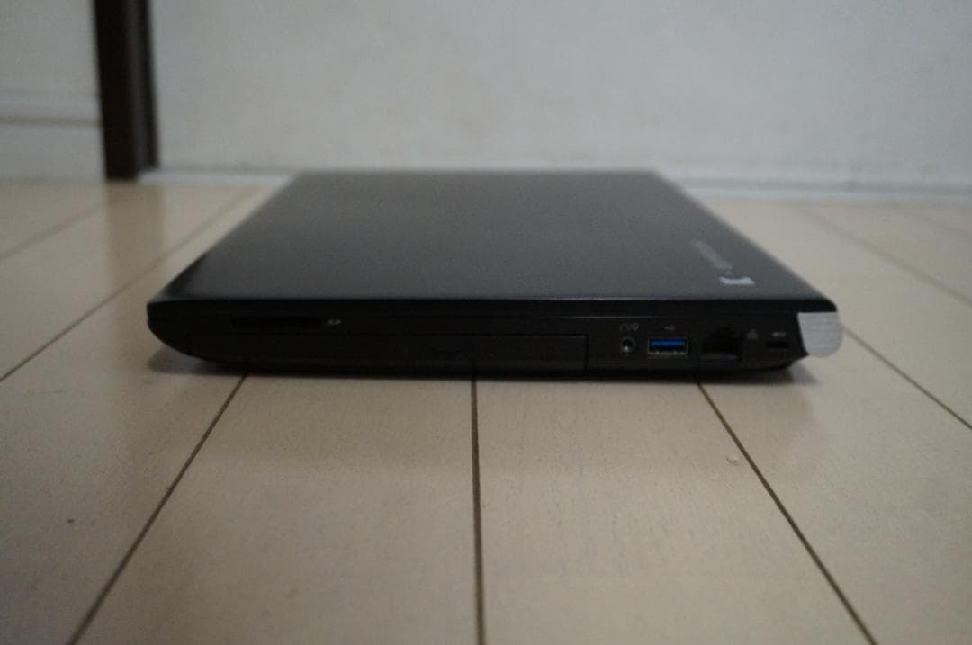 東芝 dynabook R73/PB
