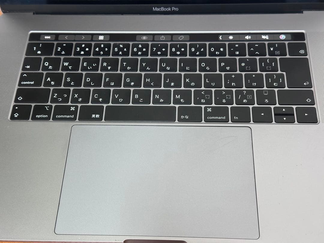 Macbook Pro 15インチ 2018 i9 256GB