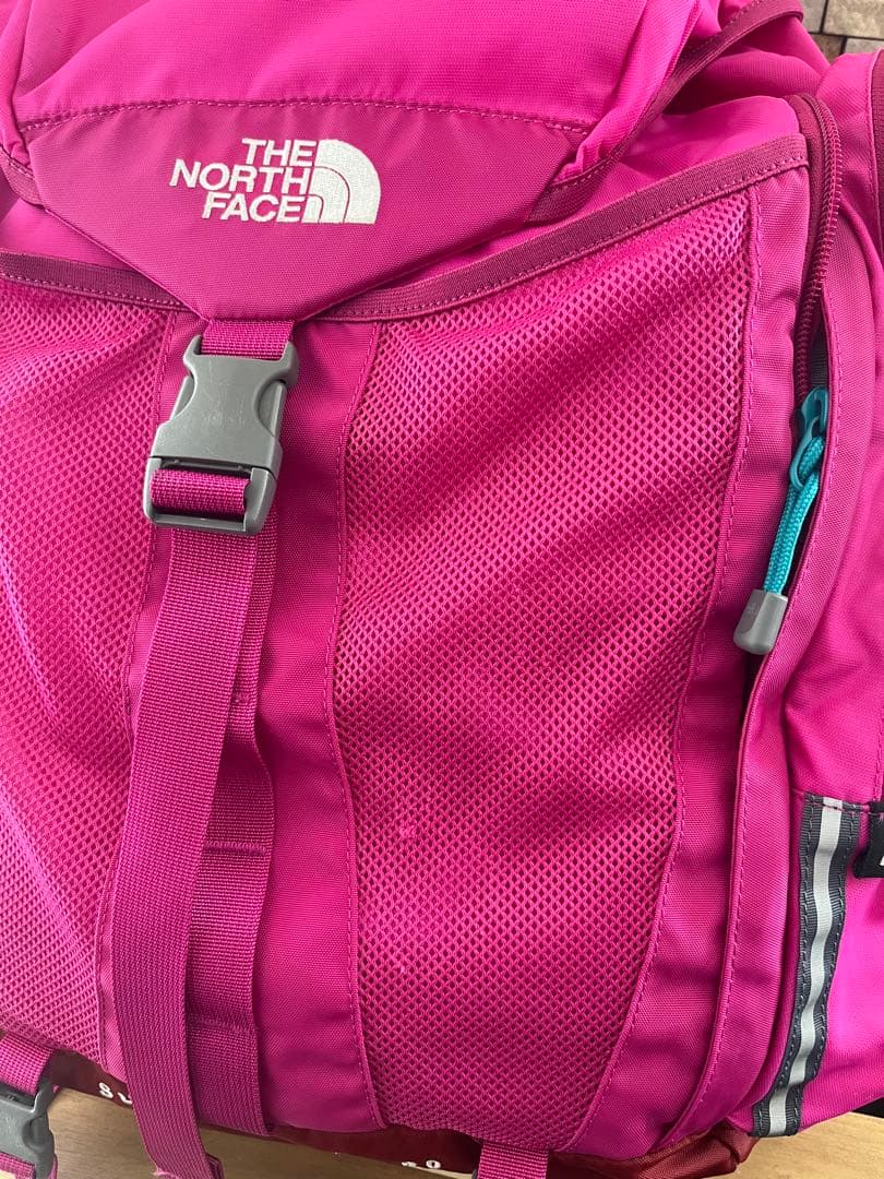 THE NORTH FACE SUNNY CAMPER40 修学旅行、キャンプ