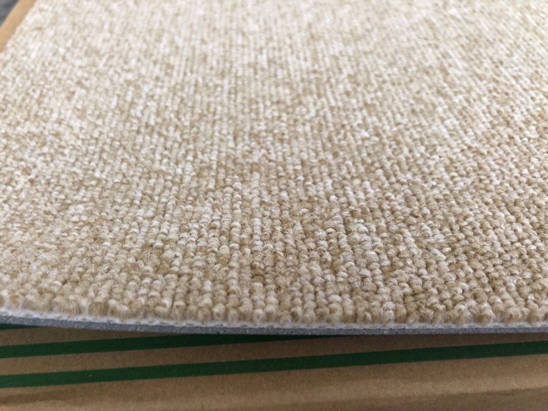 タイルカーペット　TOLI 【GA-194】新品未使用未開封　DIY東リ