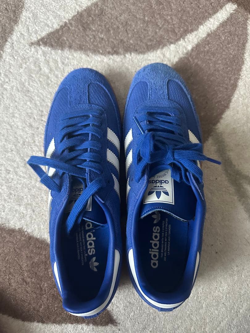 adidas Samba 青 スニーカー
