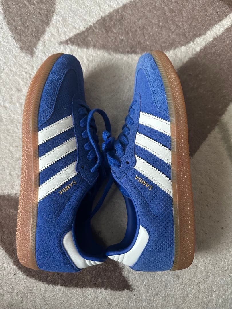 adidas Samba 青 スニーカー