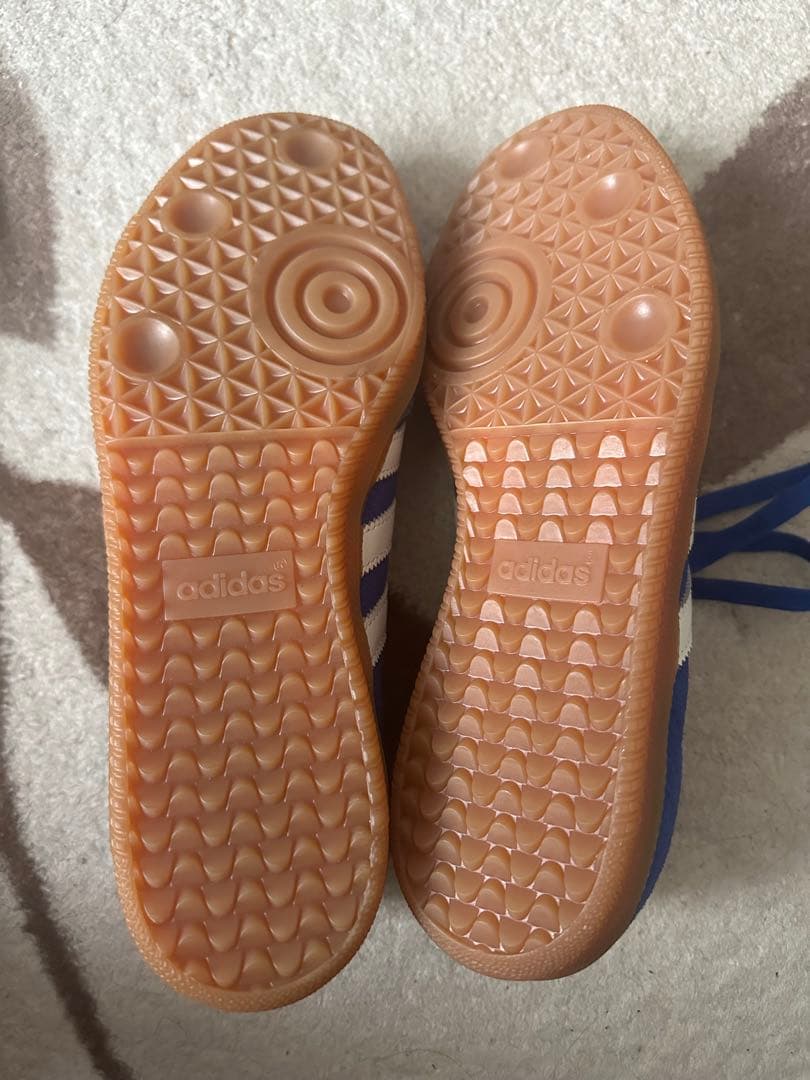 adidas Samba 青 スニーカー