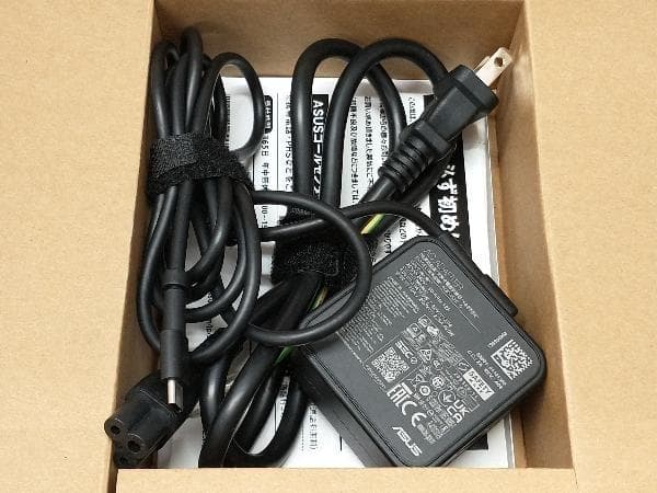 ASUS Chromebook CZ1000DV ブラック