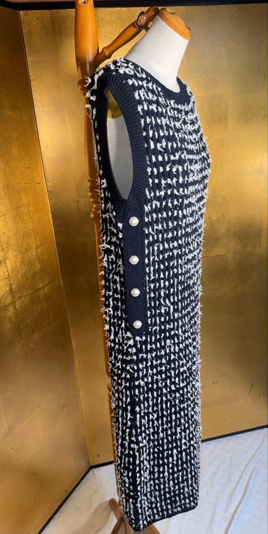 【Reneルネ】新品タグ付き定価58,300円春ニットツイード38