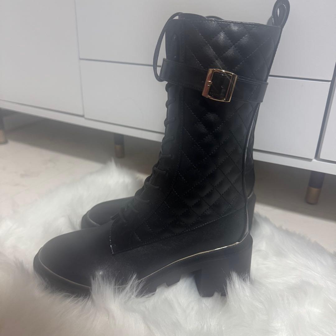 【Her lip to】Gold Buckle Lace-Up Boots