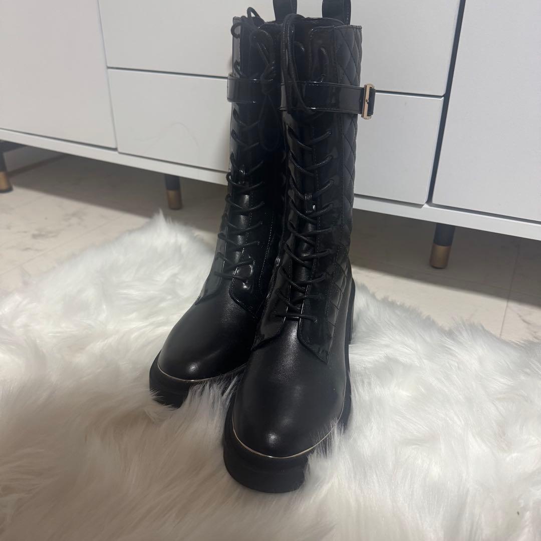 【Her lip to】Gold Buckle Lace-Up Boots