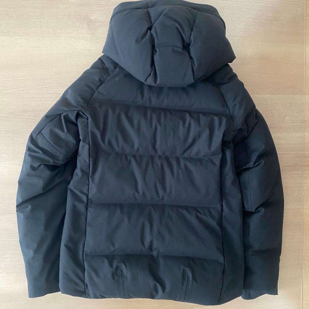 デサント　水沢ダウン　Sサイズ