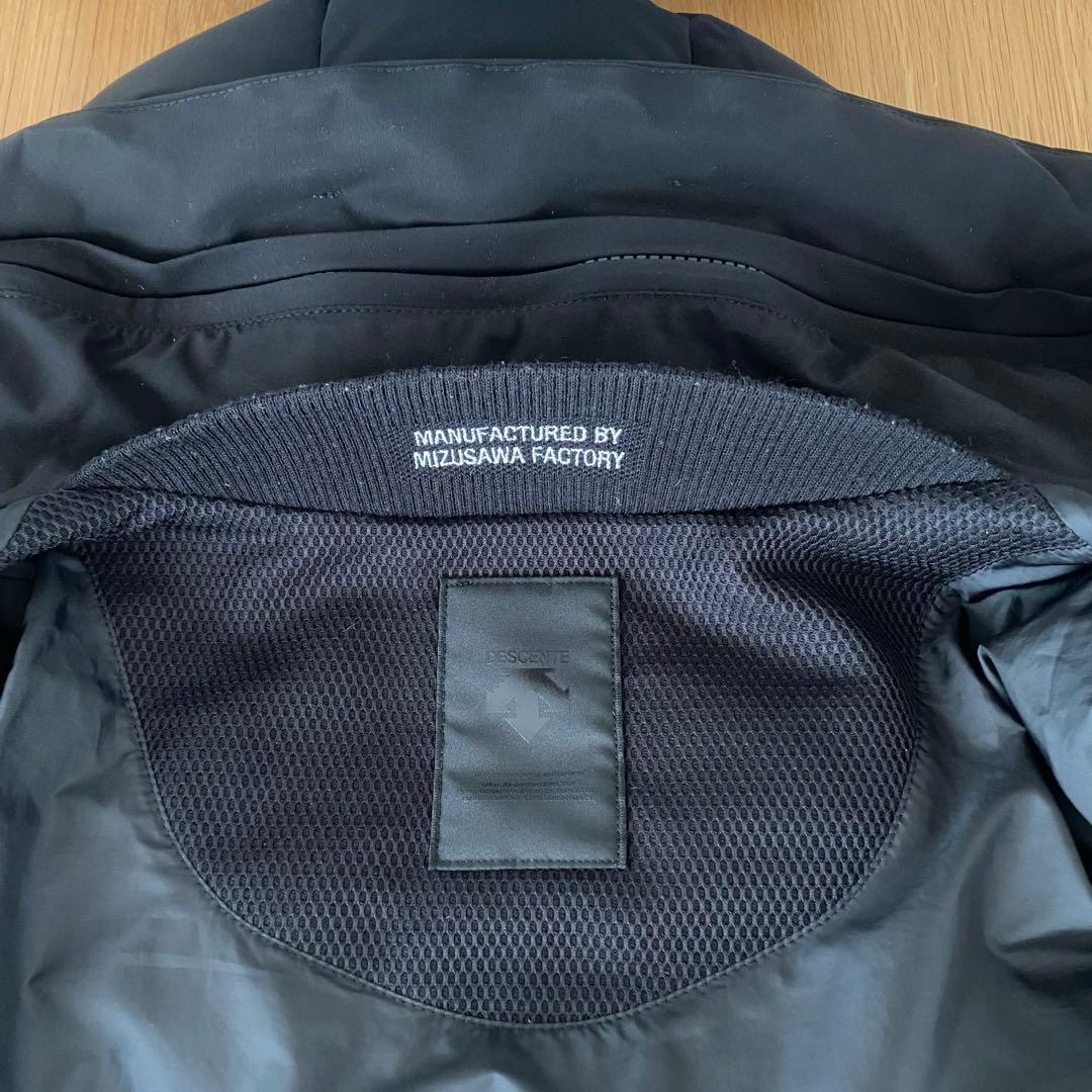 デサント　水沢ダウン　Sサイズ