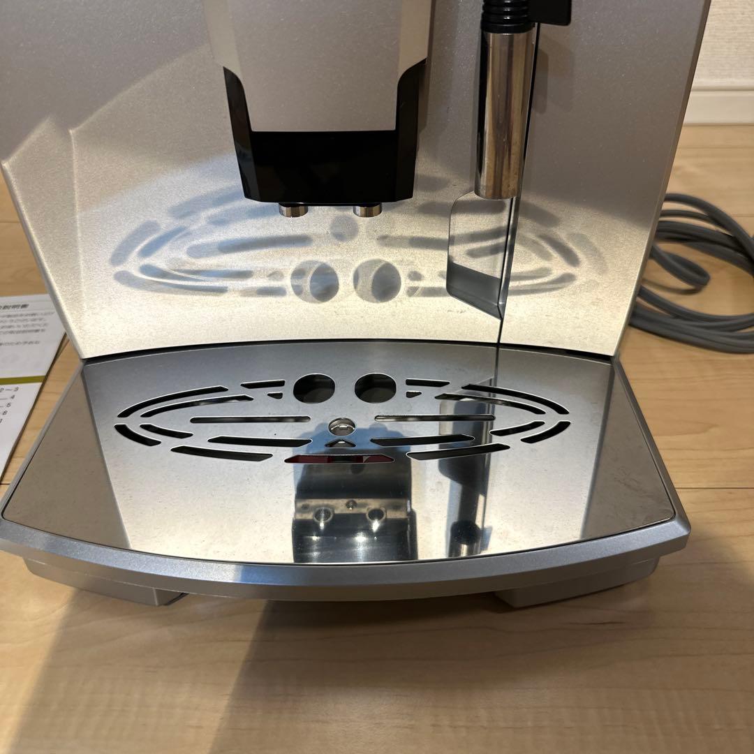 デロンギ　マグニフィカ　全自動エスプレッソマシン　ESAM03110S