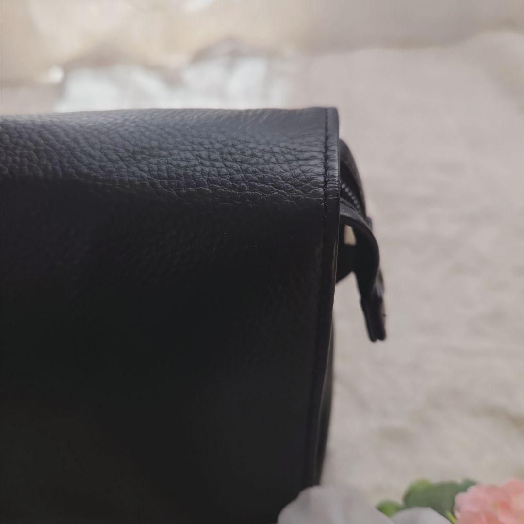 イアパピヨネ 柄ワイドテープショルダーバッグ　ダルメシアン ボディバッグ 黒