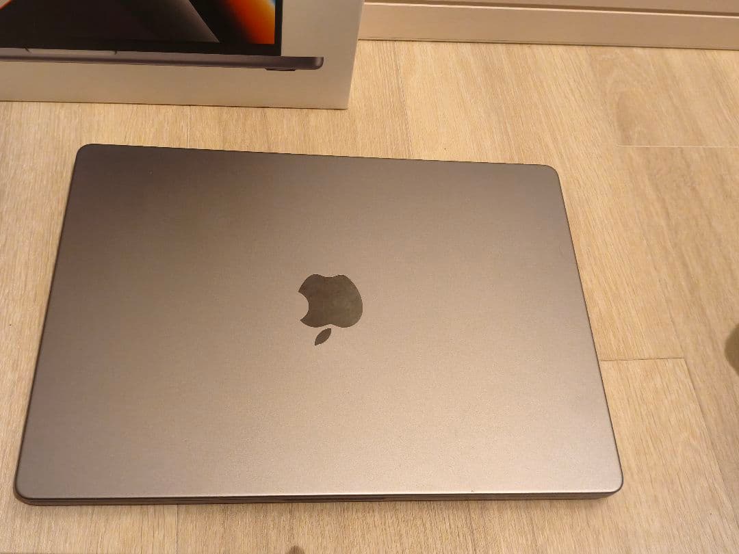 【美品】MacBook Pro 14インチ M1 16GB 512GB