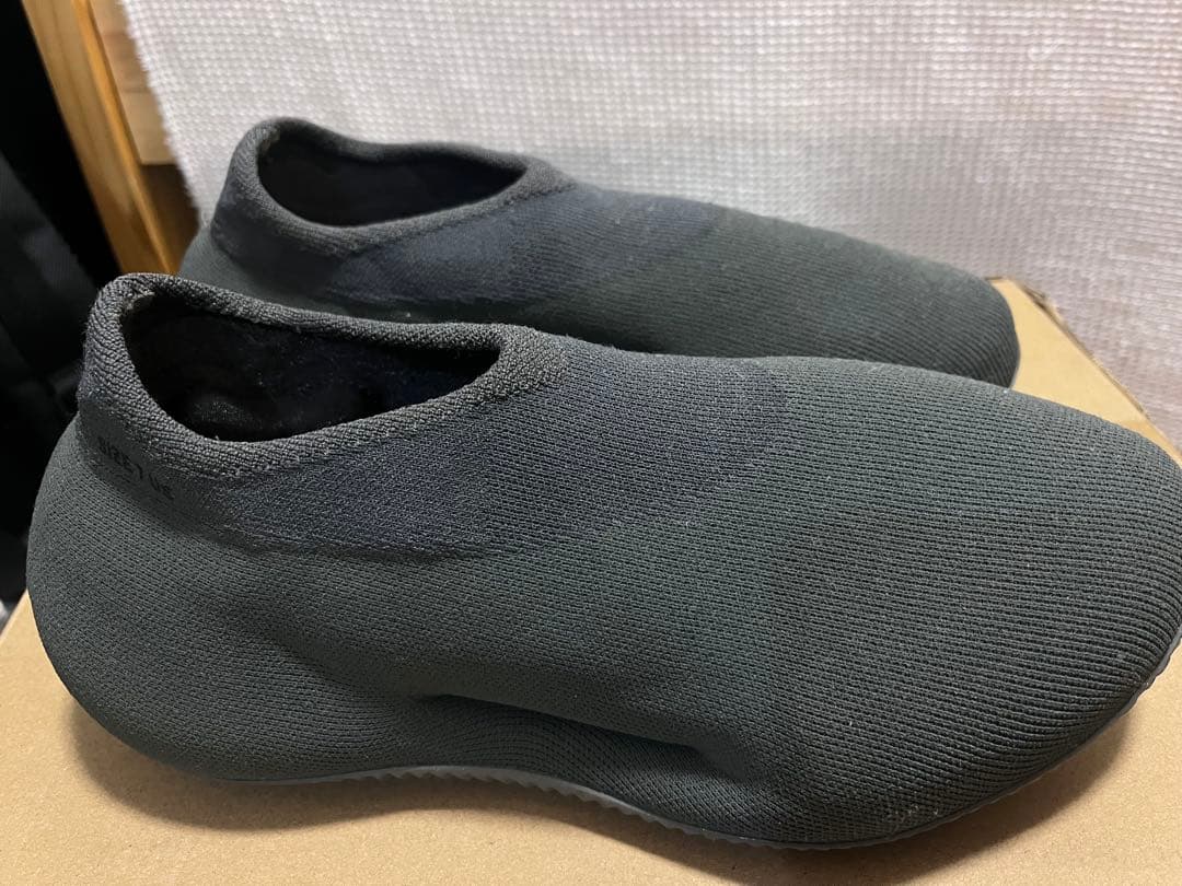 アディダス イージーニットランナー