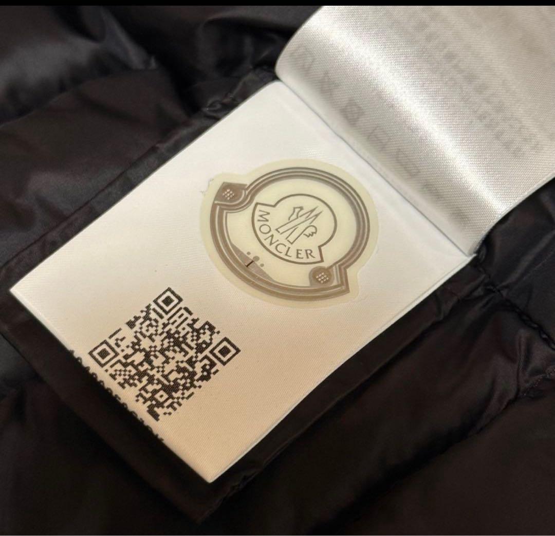 最終お値下げ✨美品・MONCLER モンクレール　ダウンジャケット2021AW