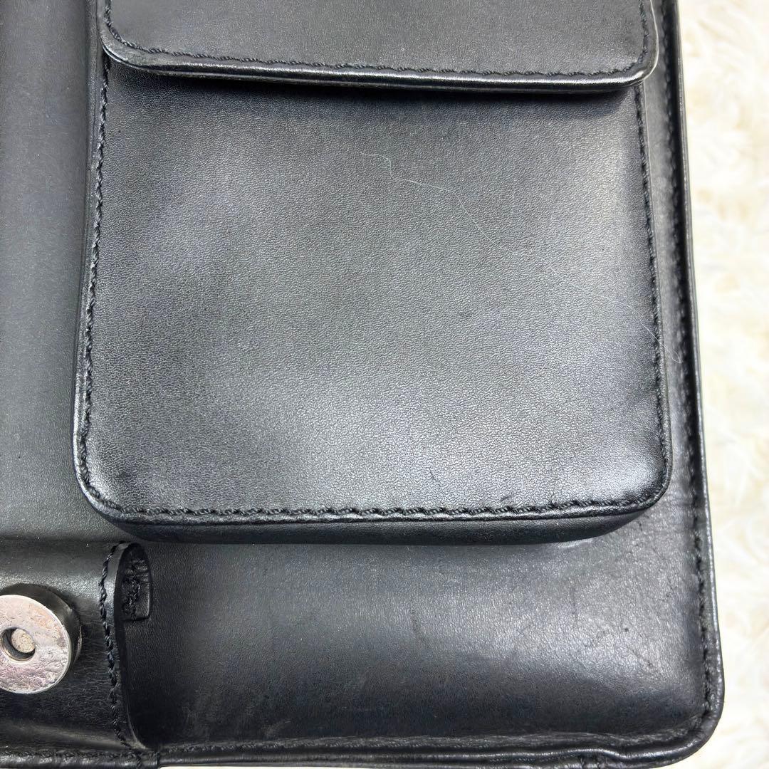 ヴィスコンティ 本革 メッセンジャーバッグ　ショルダーバッグ　A4可　ブラック