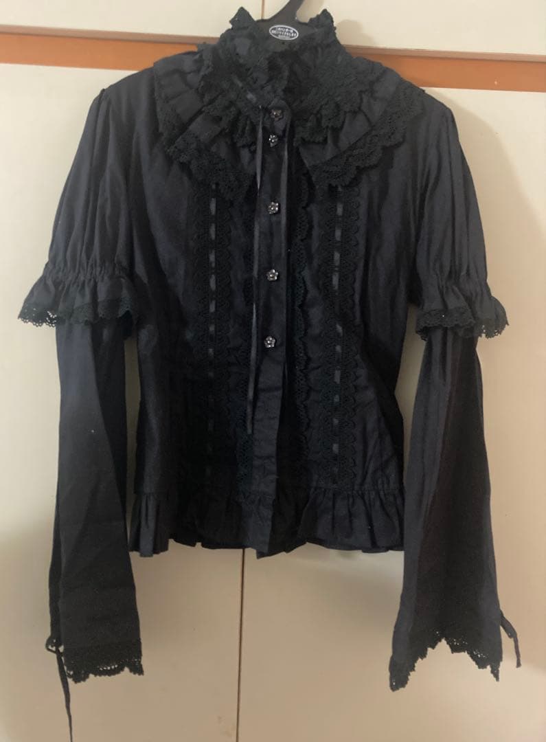 フリルフリルブラウス　姫袖　ベイビーザスターズシャインブライト