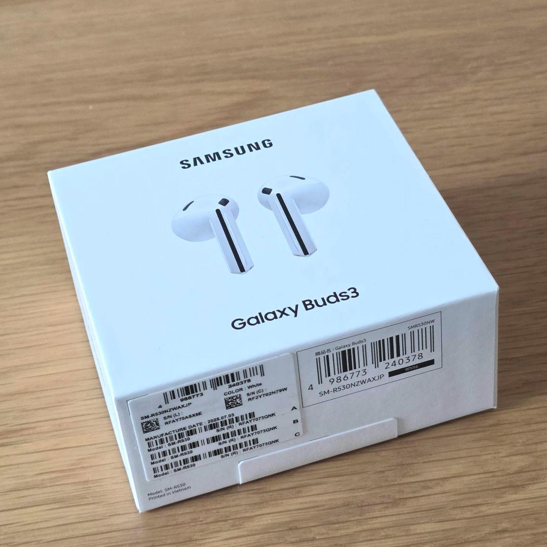 新品未開封　Samsung Galaxy Buds3 ホワイト