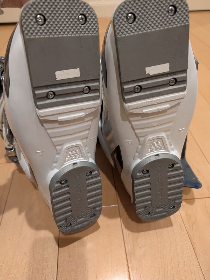 Nordica NFS スキー用ブーツ 女性用25.0〜25.5 美品