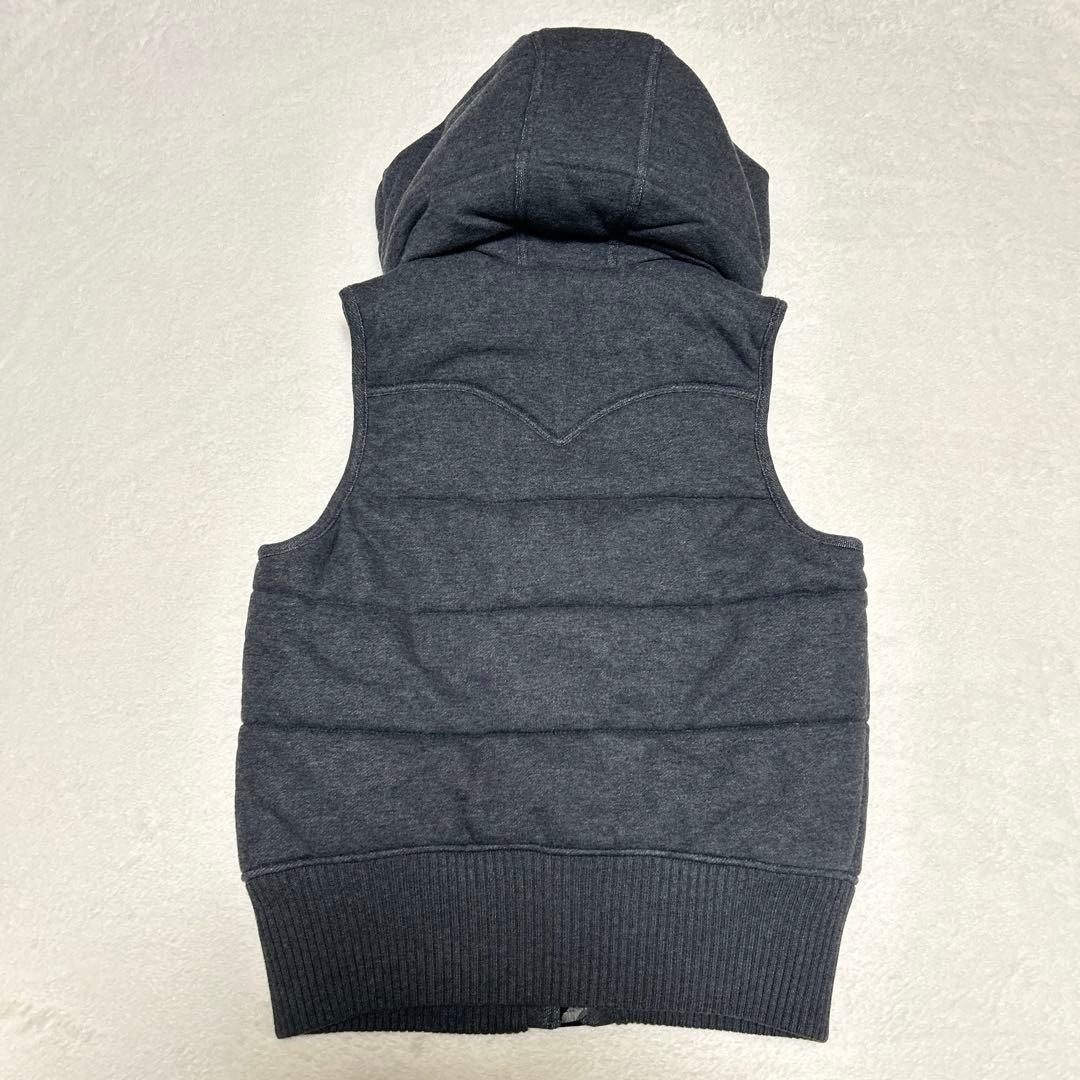 ✨美品✨　BURBERRY ダウンベスト フード ノバチェック ロゴ　刺繡　38