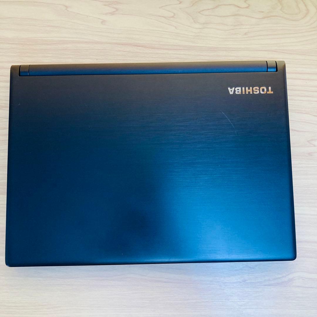 東芝・軽量ノートPC SSD256GB Webカメラ搭載 Windows11